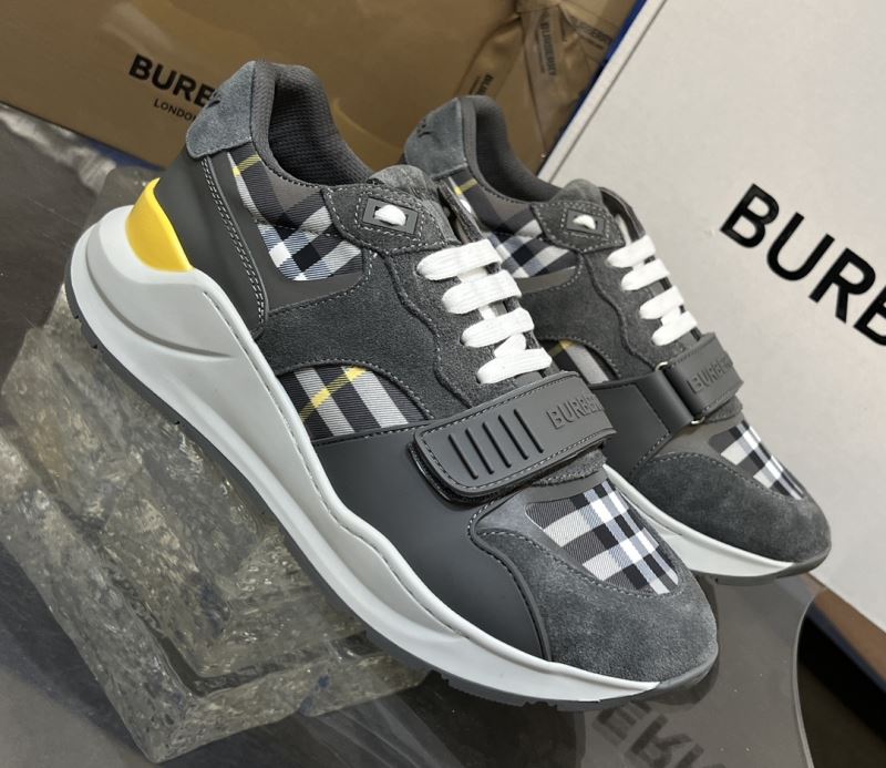 Burberry Low Shoes